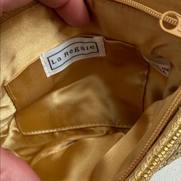 La Regaie Gold Chevron Crossbody Evening Bag Vintage Y2K - Picture 2 of 7